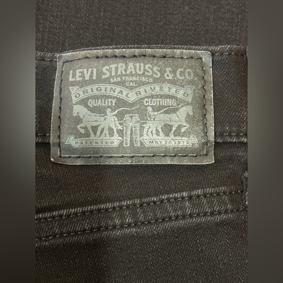 Levi’s Black Skinny Jeans SIZE 28 - Picture 4 of 4
